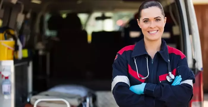 Essential Guide to EMT-B Training: Programs, Job Opportunities, and Salaries
