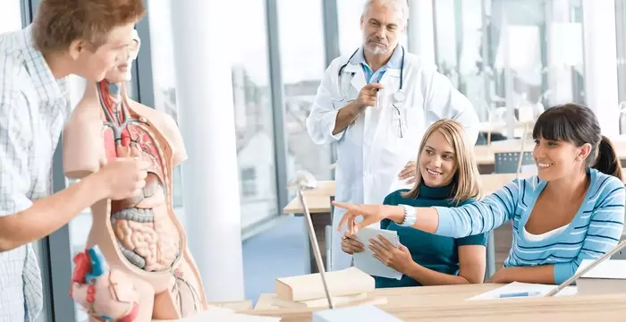 Certified Nursing Assistant (CNA) Courses: A General Overview