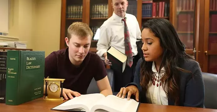 Online Paralegal Programs: An Overview