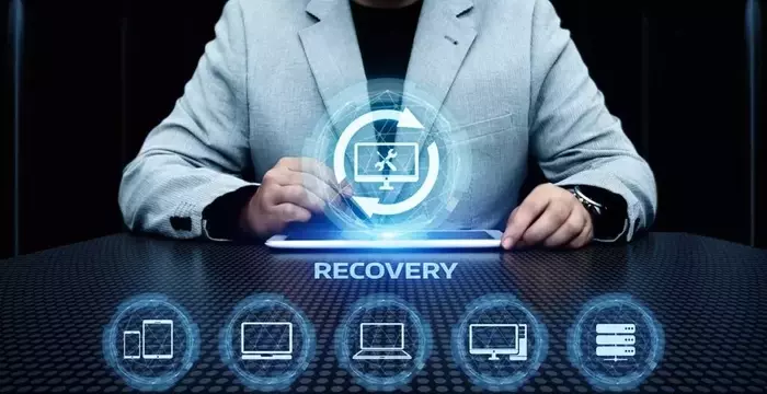 Analysis of technical processes and risk mitigation strategies for data recovery services