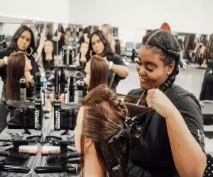 ​​Build Your Future in U.S. Beauty – Expert-Led Training & Career Access!​​