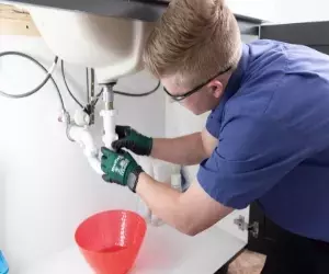 How to find a plumber in the UK that suits your needs