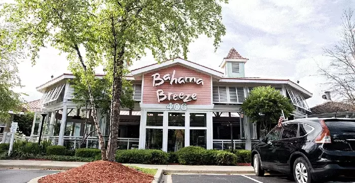 Darden Restaurants Evaluates Strategic Moves for Bahama Breeze