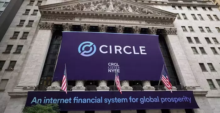 Market Minute: Tech Woes and Emerging Opportunities