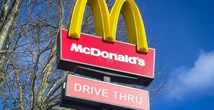 Chicago's Fast Food Breakfast Scene: Timing and Satisfaction