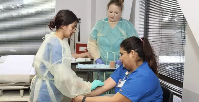 💼 Title: Start Your Career Debt-Free: Paid Medical Assistant Apprenticeships That Work