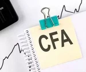CFA Online Course: Flexible Learning Path to a Career in Financial Analysis