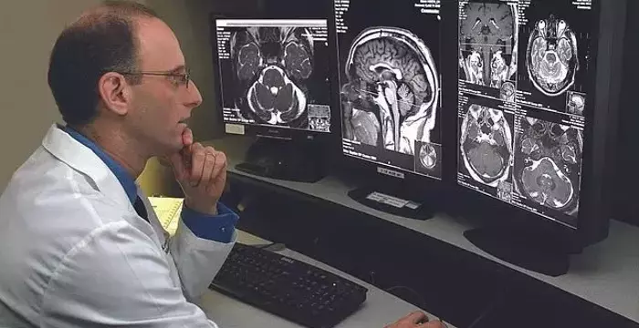 Online Radiologic Technologist Program: Distance-Based Education for Medical Imaging Professionals