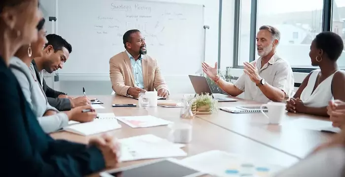 Team Management Training: A Neutral Overview of Concepts, Structures, and Organizational Context