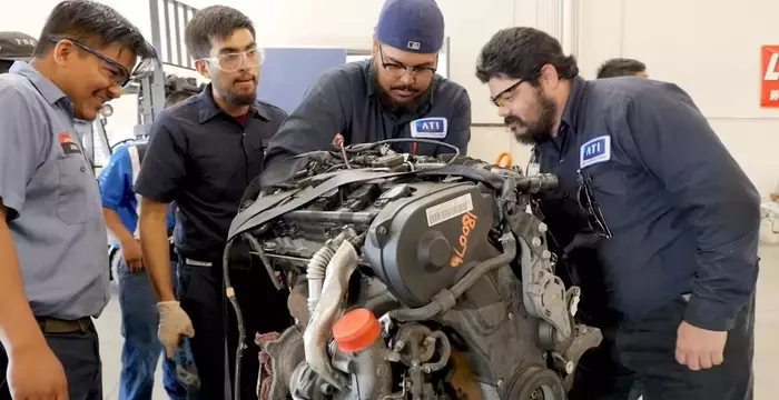 Automotive Repair Training: A Neutral Scientific Overview of Concepts
