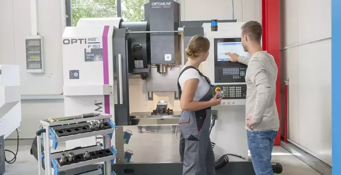 Numerical Control Technology Training: Principles, Curriculum Structure, and Industry Context