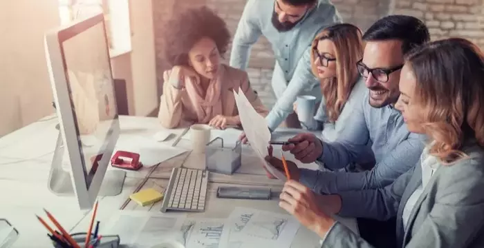 Project Management Training: Principles, Methods, and Professional Contexts