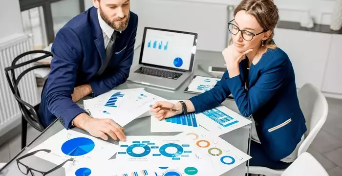 Understanding Financial Management Training: Concepts, Structures, and Practical Implications