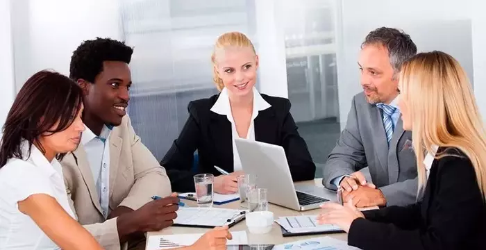 Understanding Business English Courses: Concepts, Structure, and Learning Mechanisms